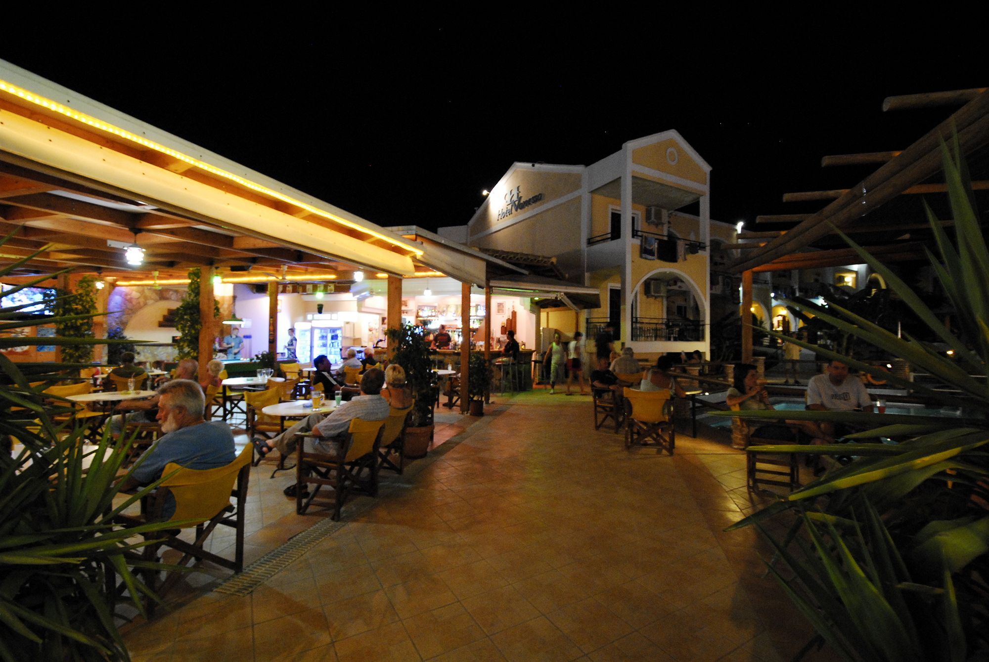 Vanessa Hotel Kalamákion Екстериор снимка