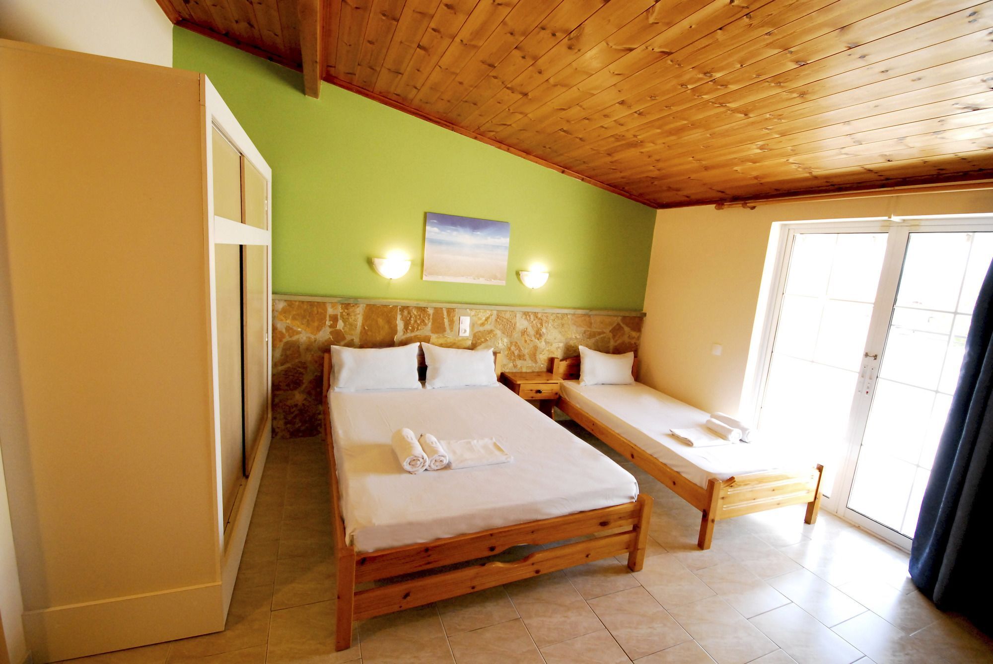 Vanessa Hotel Kalamákion Екстериор снимка